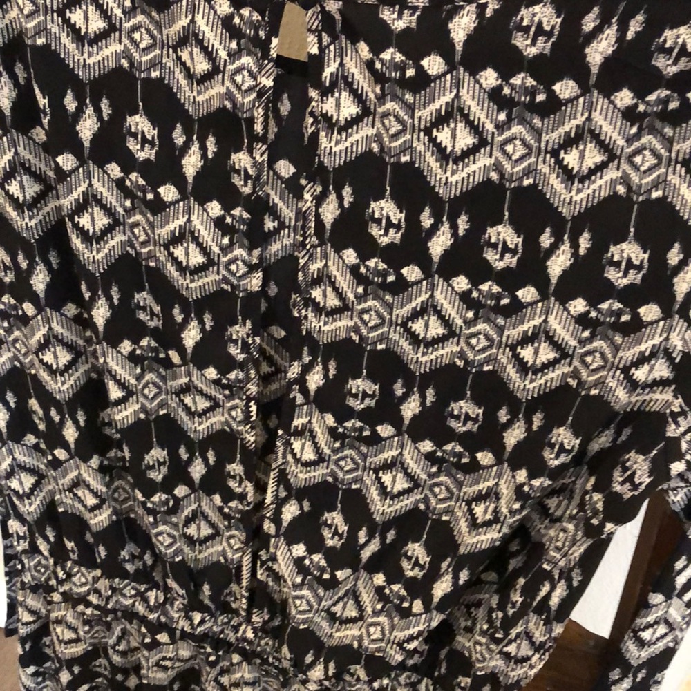 Romper - Picture 3 of 3